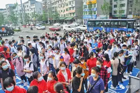 后浪奔涌，霜刃初试！绵阳中考今天开考图片