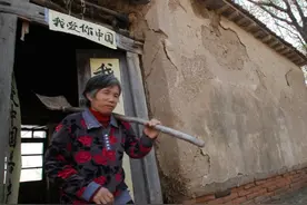 俗语"东西有四不借，借了家败亡"，啥意思？老话说的有道理吗图片