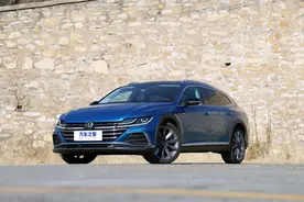 大众CC 猎装车：2.0T，220马力，还有超大后备厢图片