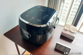 国产电饭煲彻底崛起，圈厨IH做出的米饭很Q弹，粒粒分明图片
