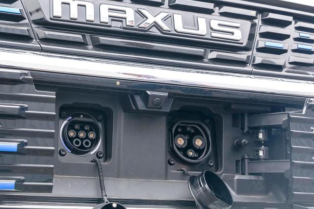 场地试驾上汽MAXUS EUNIQ 5，底盘质感出色的家用MPV