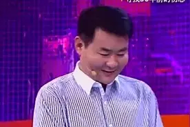 男子现场告白30年前初恋，初恋登台揭出实情，真的好打脸图片