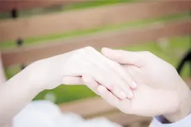 我和情人真心相爱，没想到变成了我的劫难：情人相守为何难？图片