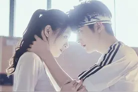 张新成从背后抱住吴倩，有谁注意吴倩说了什么？关系好坏很明显！图片