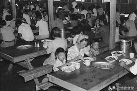 讨好无法换取尊重，美国日裔老兵自称美国人，一样遭到殴打图片