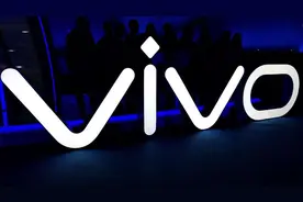 自研芯片+骁龙888Plus！vivo X70 全系曝光，稳了图片