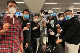 外国网友纳闷: 为何已加入外籍的华人, 还坚持认为自己是中国人图片