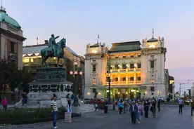 蜂蜜罐与火药桶，你不知道的塞尔维亚图片