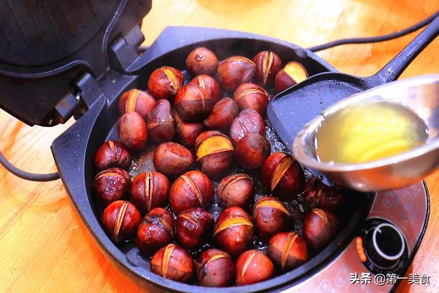 煮板栗，很多人第一步就错了！学会1个小窍门，板栗香甜、好剥壳