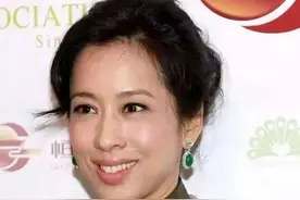 逃离豪门再嫁豪门，两婚三子，“港姐之姐”的传奇一生图片