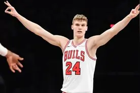 NBA人物志之马尔卡宁：数据下跌，公牛需明确其地位，而非纯射手图片