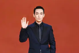 朱一龙杨颖朱亚文佟丽娅亮相北京电影节，众星云集，群星荟萃图片