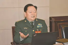 解放军仅有的两对父子上将，张又侠71岁仍在役，两次参加对越作战图片