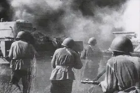 基辅会战苏军50个师被灭，斯大林遭打脸，一个决定苏联差点灭国图片