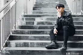 小男“同志”和女生关系为什么要好，感同身“受”啊图片