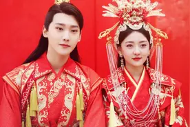 八王妃梁洁订婚两年还未结婚，被疑遇到渣男，邢邵林又有机会了图片