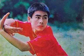 甄子丹师父赵长军，中国武术第一人十连冠：却被3个混混打进医院图片
