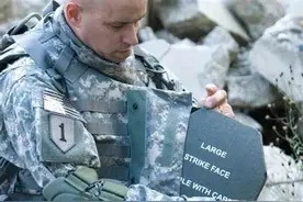 防弹衣能抵挡枪弹直射吗？有了防弹衣仗还怎么打？图片