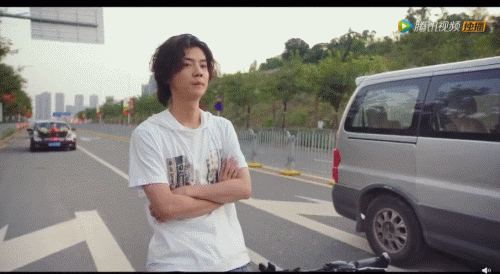 《穿越火线》开播口碑逆袭！有被鹿晗“丑”到，他终于挑对剧本了