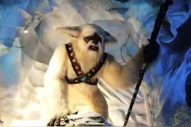 野人62. 女野人太厉害 居然把为他们拍照的大学生齐莽劫持进山图片