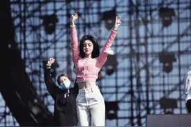 一款可以免费看4K视频的观影神器，支持电视盒子图片