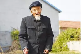 农村老人不精致的生活，吃得不算讲究，为啥还能够长寿？答案来了图片