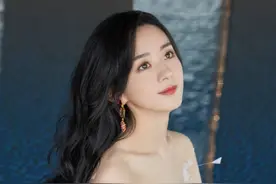 赵丽颖最新采访曝光，疑透露跟冯绍峰离婚原因，两人早就不适合了图片