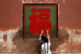 终于梦到前世图片