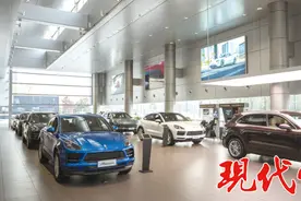 东方汽车广场“真实惠”掀购车热潮图片