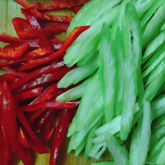 家里条件再差也要给孩子吃它，每周吃2次，补钙健脑，长高个