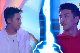 金瀚对黄景瑜抛媚眼，谁注意黄景瑜的回应，男生互动也这么甜？图片