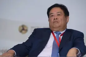 中国首善曹德旺：“在我手上赚的钱，我死之前必须还给社会！”图片