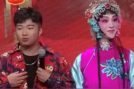 快手大年夜开幕！各大网红惊艳亮相！辛巴事业有成，获得父亲夸赞图片