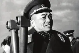彭总离婚后感叹：要是坤模，她决不会离开我，两人的感情有多深？图片