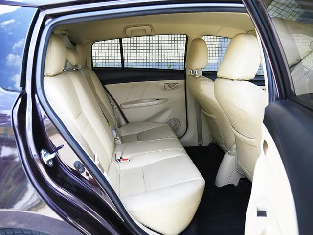 威驰FS试驾：空间超大超实用，省油省力低油耗！堪称家用车典范