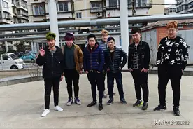 现在农村30岁左右的光棍，将来由谁来养老图片