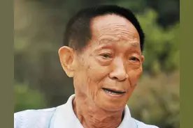 袁隆平去世竟成粉圈狂欢，粉丝带笑脸转发，攀比数据被批病态追星图片