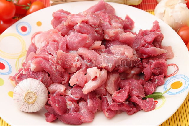 炒瘦肉,淀粉料酒都不能放,教你腌制技巧,猪肉嫩滑不柴,太香了(肉片