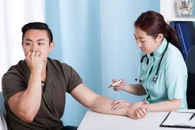 你为什么要接种疫苗？自费疫苗要不要打？有些钱还真不能省图片