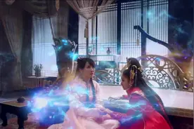 《凤唳九天》莫婉为姐复仇嫁给皇帝，却被歹徒沉湖，莫婉恢复记忆图片