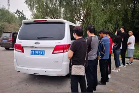 河南高速交警曝光67台超员车辆，举报这类违法行为有奖图片