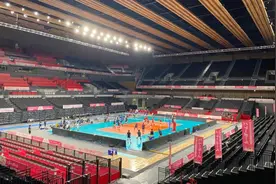 逗你玩！郎平充分利用教学赛规则花样变阵，仍5:0狂胜日本女排图片