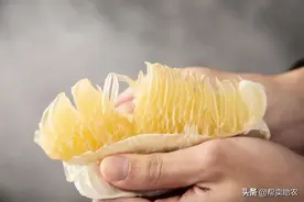 真的爆汁！不酸涩的“柚中之王”泰国青柚，比吃冰激凌过瘾图片