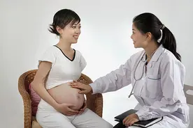 5感觉+3变化说明胎儿已入盆，孕晚期把握好4点，顺利“卸货”图片