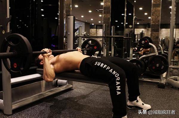 人体之间的物质能互相转化吗？例如蛋白质能转化为脂肪吗？