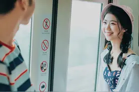 不一样的纪实跟拍，原来这些正常的跟拍是这样拍出来图片