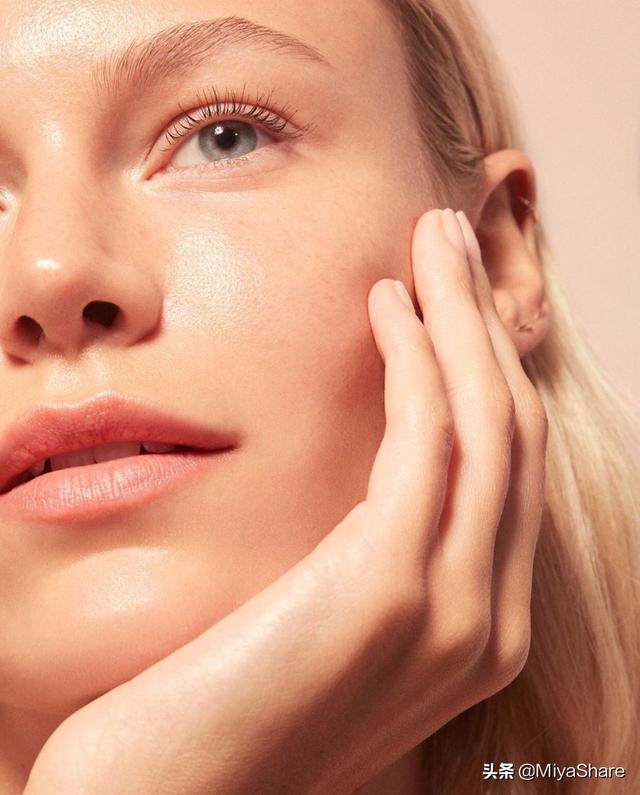 大多数人洗脸都存在这3个误区，浪费钱不说还伤害皮肤，请收藏