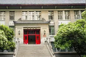 南京大学公布拟录取名单，该专业扩招一倍多，初试最高分419分图片