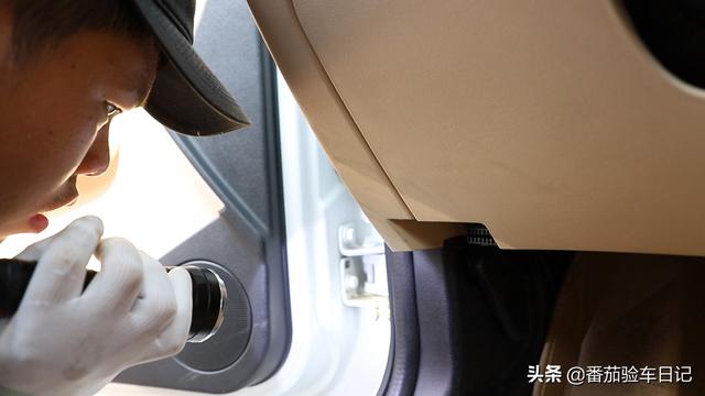 三年车龄的奇瑞风云，检测完后客户直接过户开回家