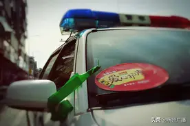 直击高考现场丨三分钟！五分钟！八分钟！这就是永州交警护考的速度图片